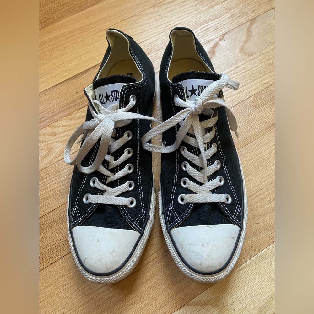 Men’s Converse Size 9.5